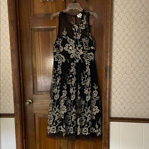 Beige by eci embroidered lined dress, navy, size 8, NWOT